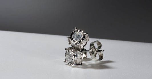 Lab-Grown vs Natural Diamond Earring Studs: What Should You Buy?