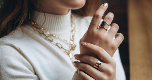 How to Match Jewelry with Your Outfit: Style Tips from Top Jewelry Designers