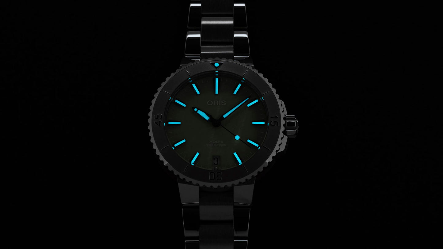 Aquis Date 01 733 7770 4157-07 8 18 05P