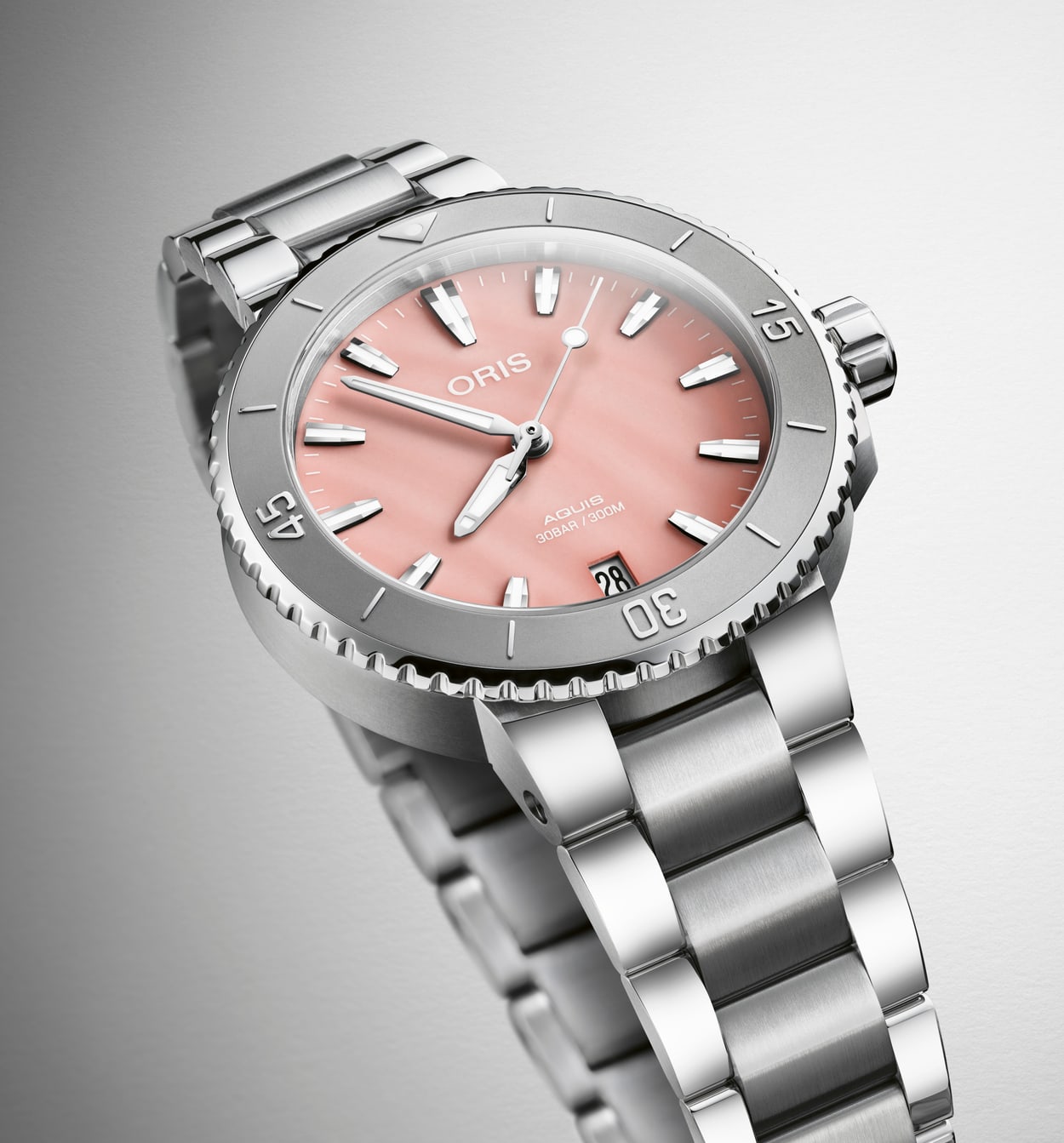 Aquis Date 01 733 7770 4158-07 8 18 05P