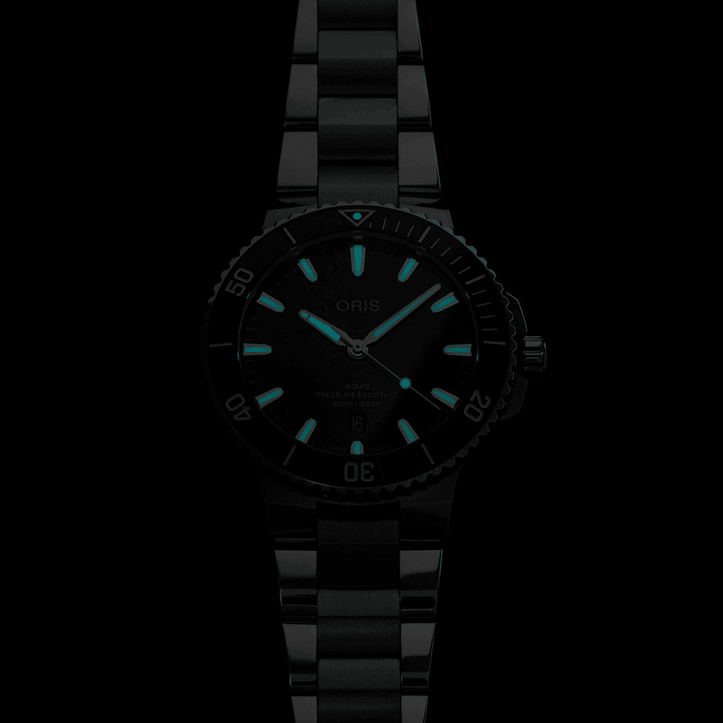 Oris Aquis Date Automatic 01 733 7789 4154-07 8 23 04PEB