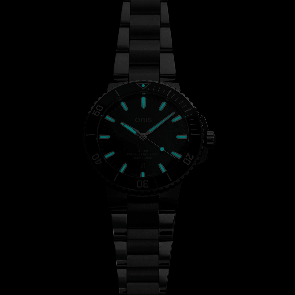 Oris Aquis Date Automatic 01 733 7789 4157-07 8 23 04PEB