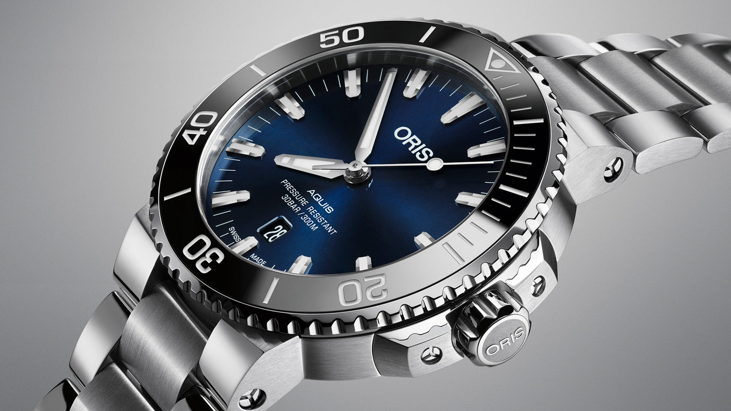 Aquis GMT Date01 798 7754 4135-07 4 24 65EB