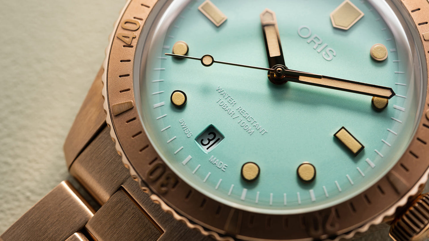 Divers Sixty-Five 01 733 7771 3157-07 8 19 15