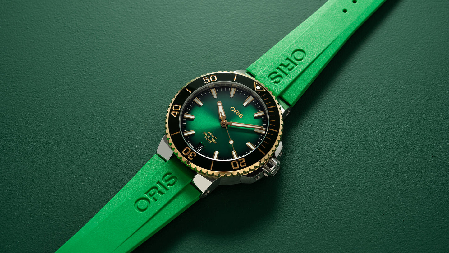 Aquis Date Calibre 400 - 01 400 7769 6357-07 4 22 77FC