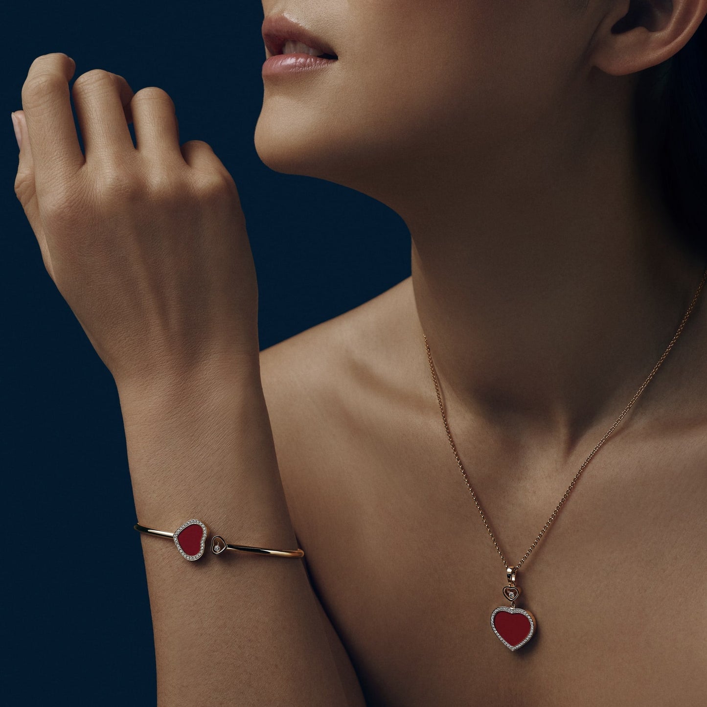 HAPPY HEARTS BANGLE, ETHICAL ROSE GOLD, DIAMONDS, RED STONE 85A074-5800
