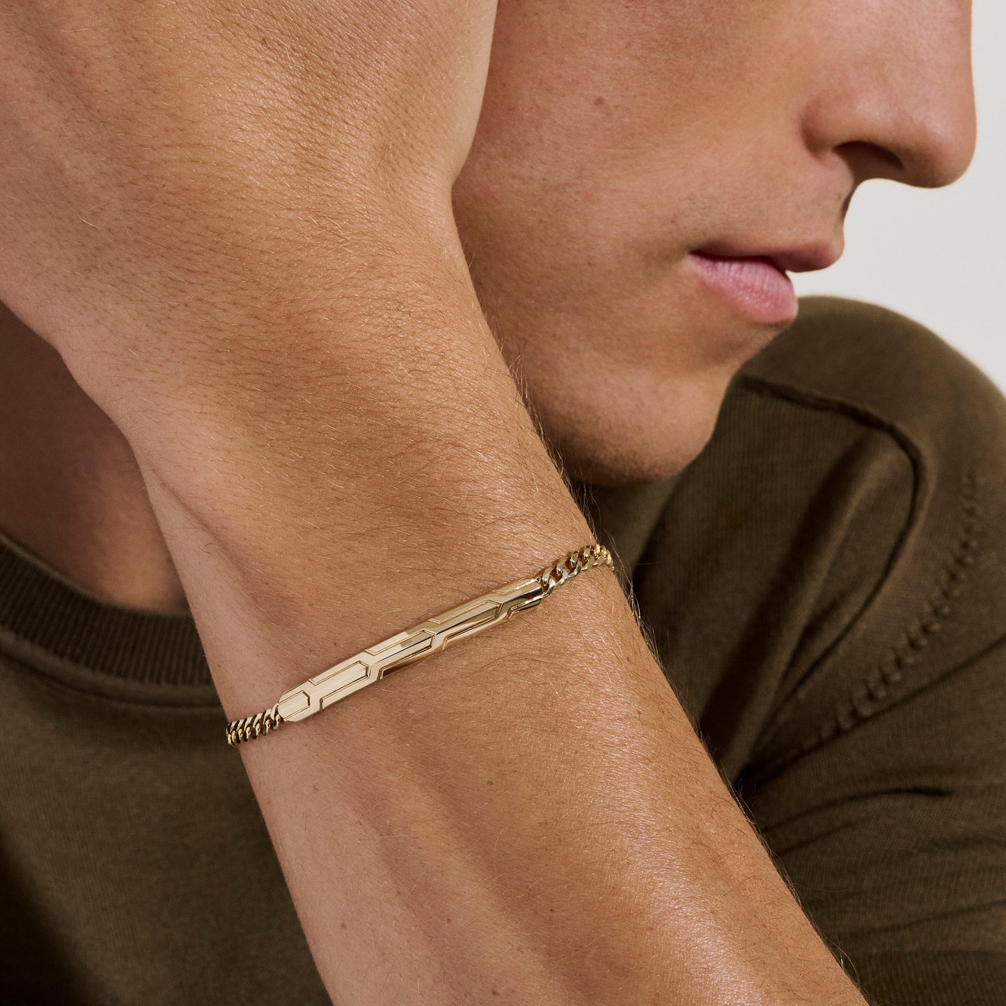 icon-50-id-curb-bracelet-gold-3-9mm-bugg988344