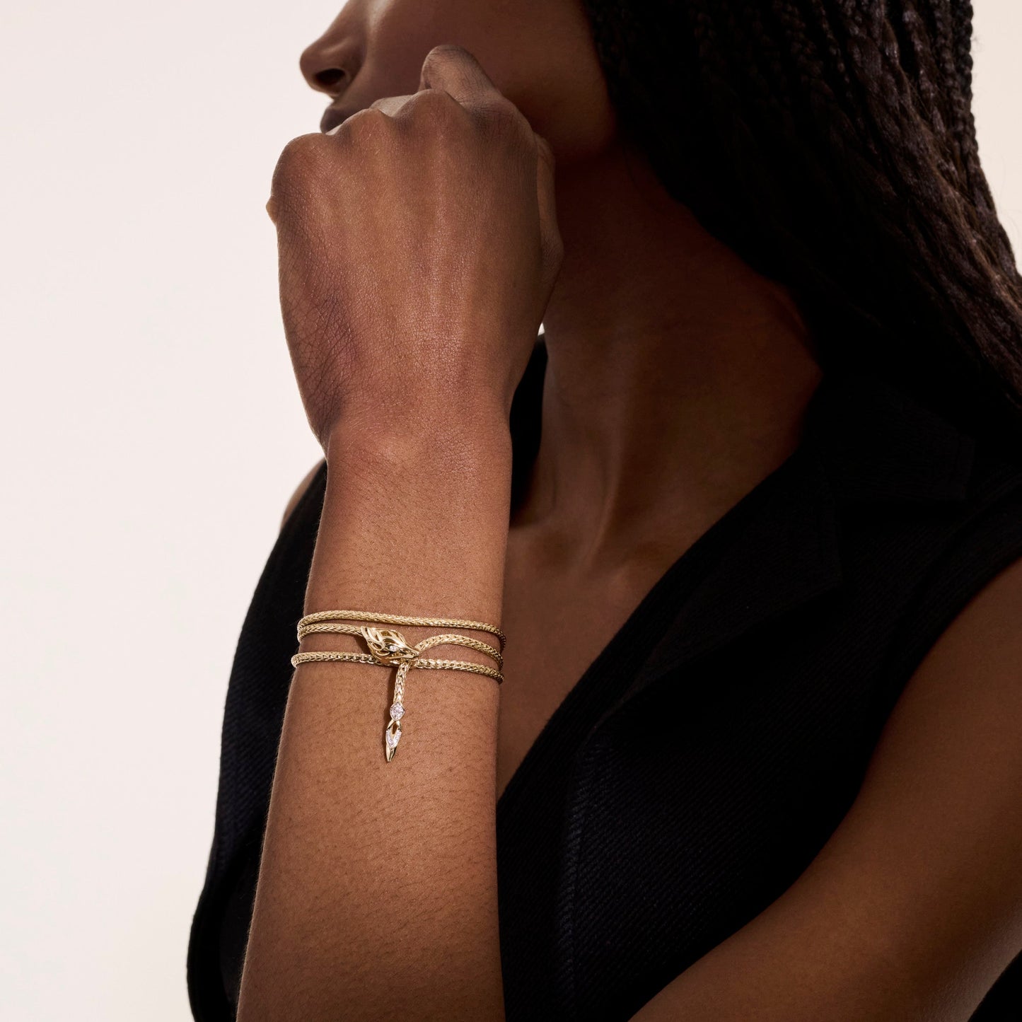 naga-wrap-gold-diamonds-2-5mm-buggx603422di