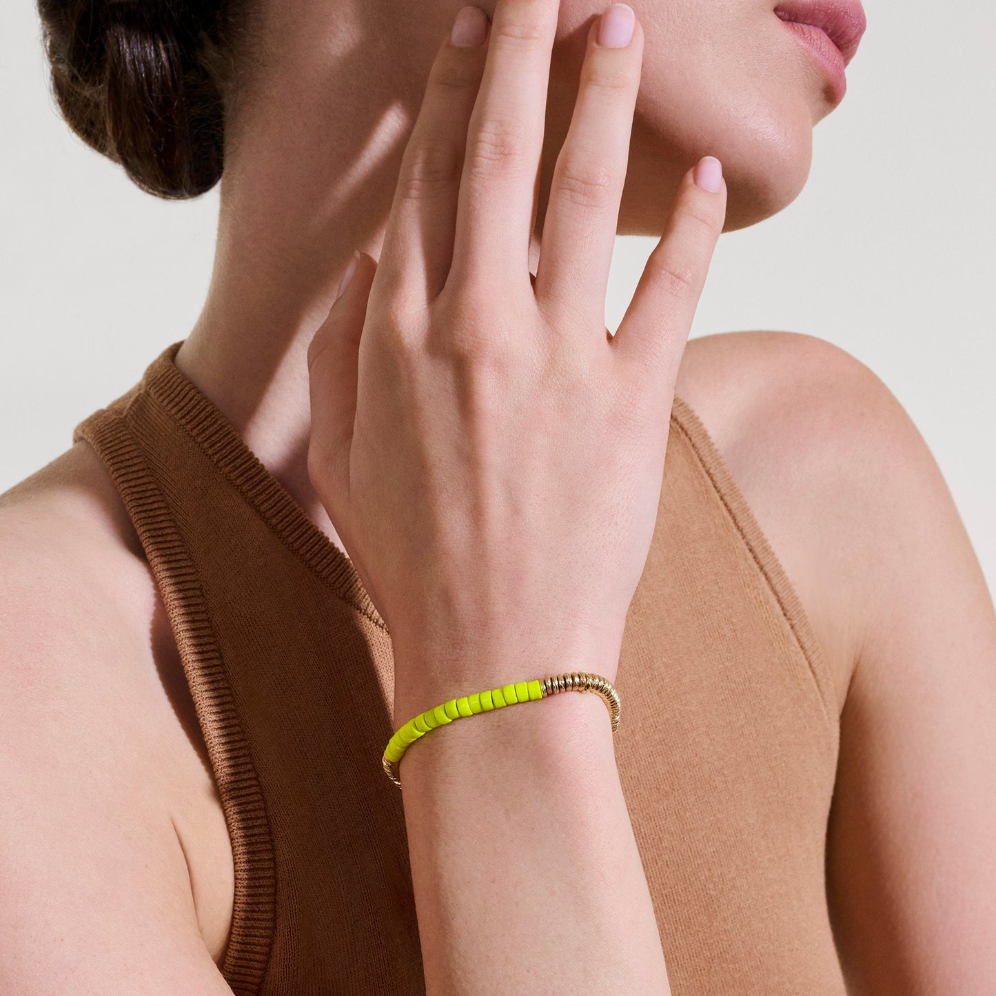 heishi-bracelet-gold-enamel-buzz900698ye