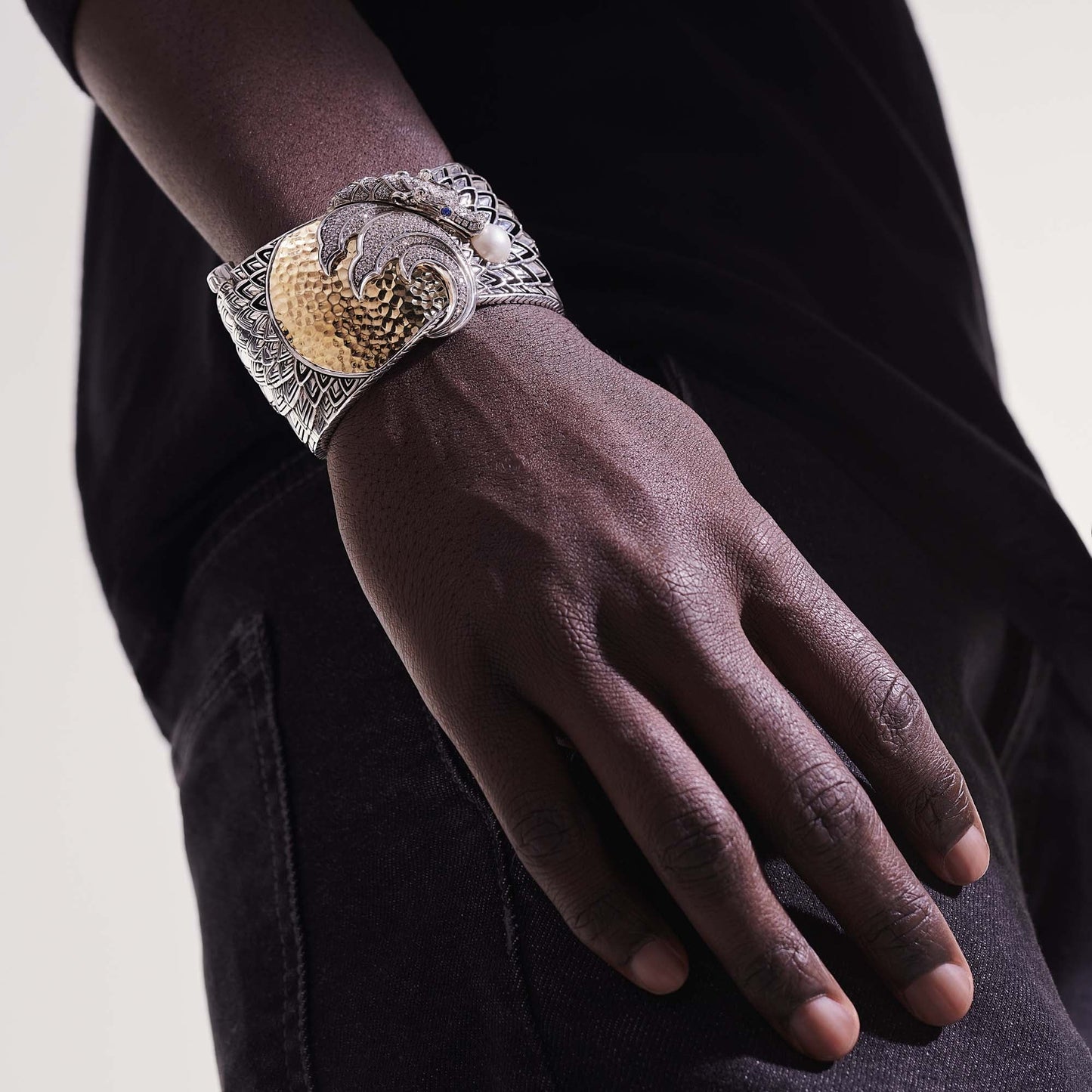 naga-bangle-silver-gold-diamonds-pearl-bzp603122bspdi