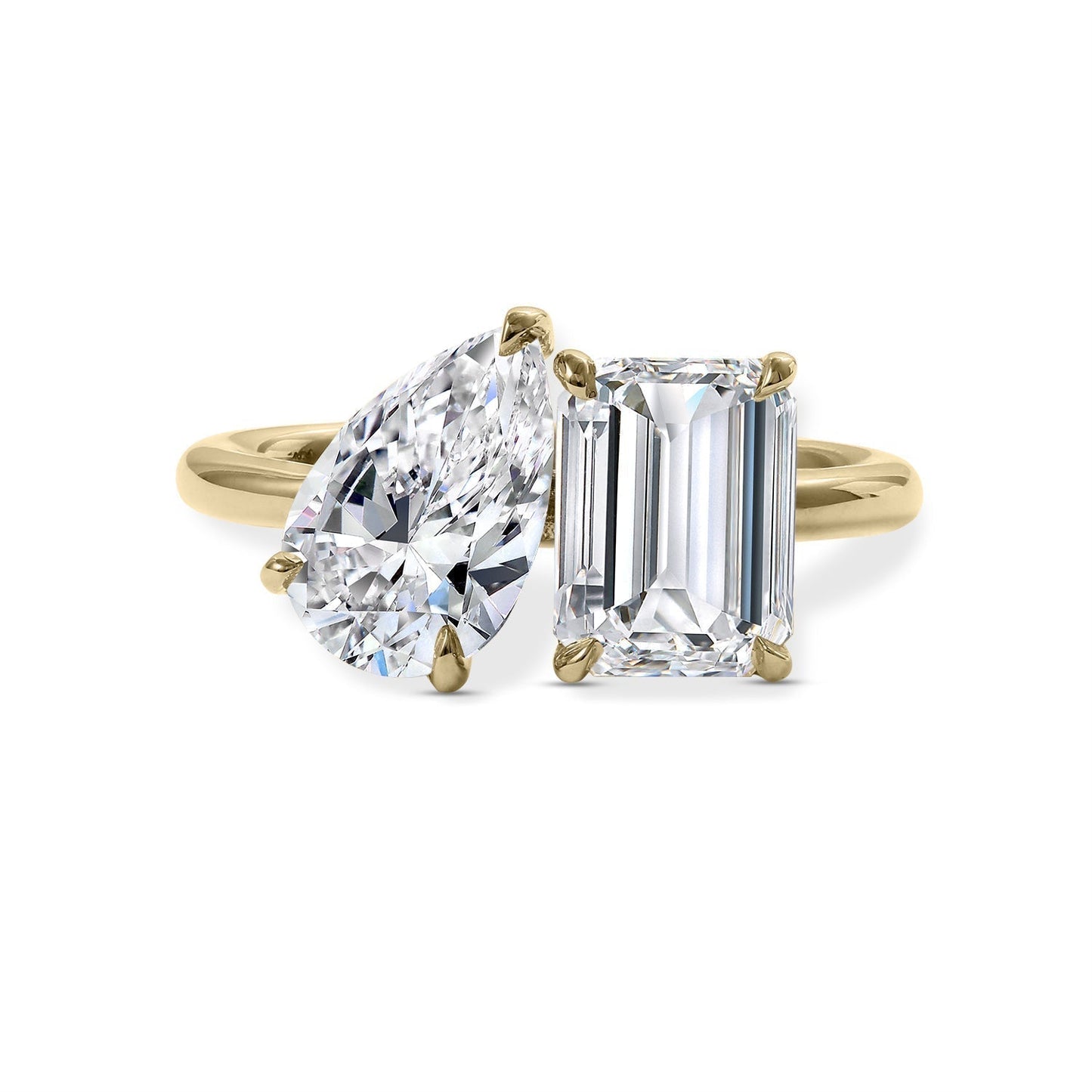 Clarity Diamond™ Pear and Emerald Toi et Moi Ring