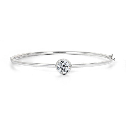 Clarity Diamond™ Signature Lab Grown Round Diamond Hinged Bangle