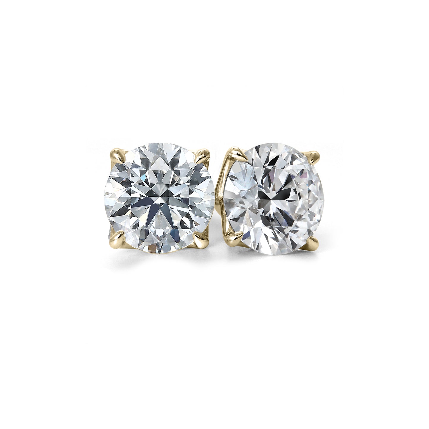 Clarity Diamond™ Signature Round Diamond Stud Earrings