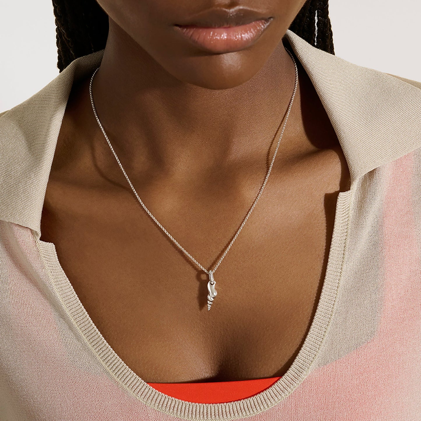 shell-talisman-necklace-sterling-silver-diamonds-nbp9012142di