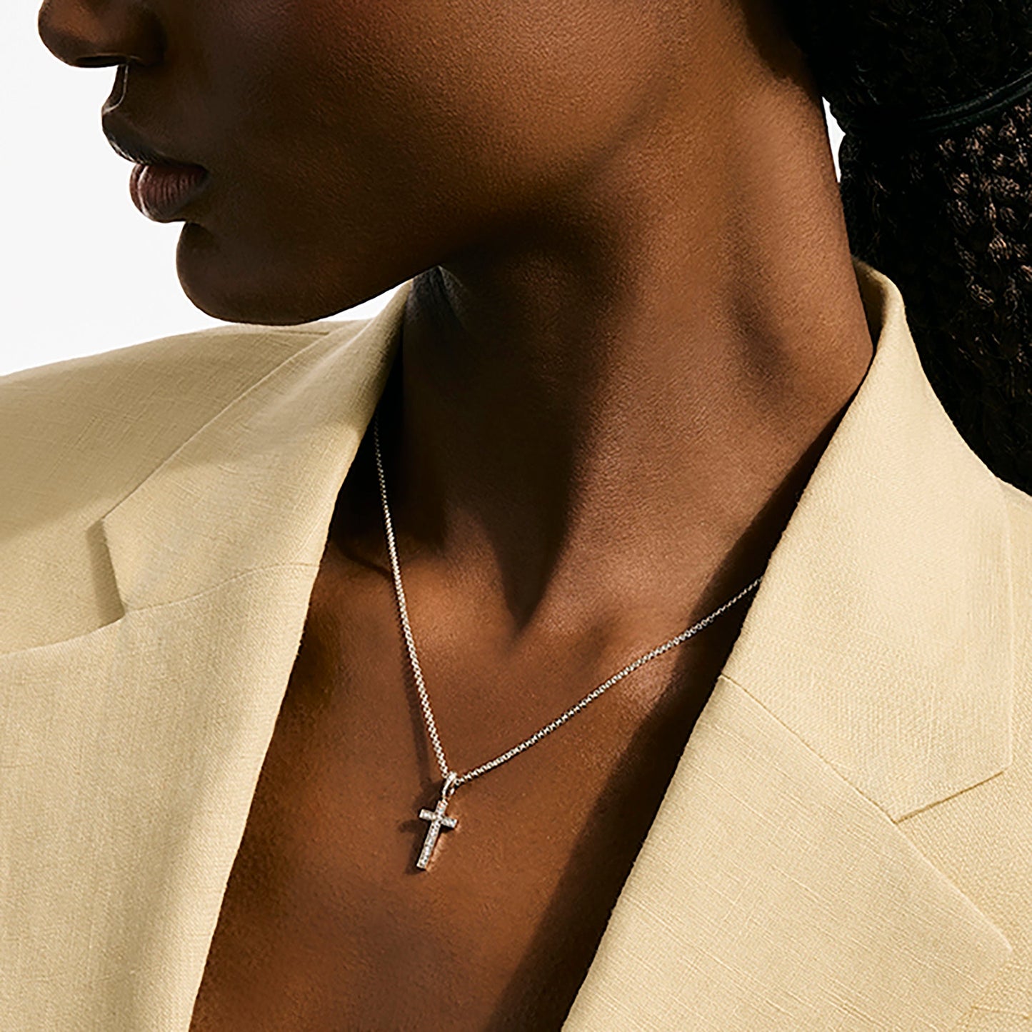 jh-essential-cross-necklace-sterling-silver-diamonds-nbp9893882di