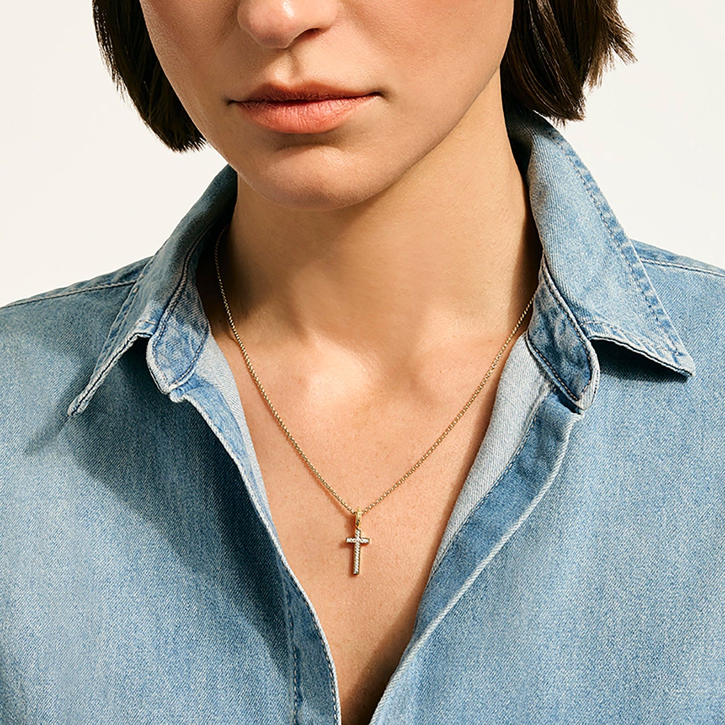 jh-essential-cross-necklace-gold-diamonds-nggx9893882di