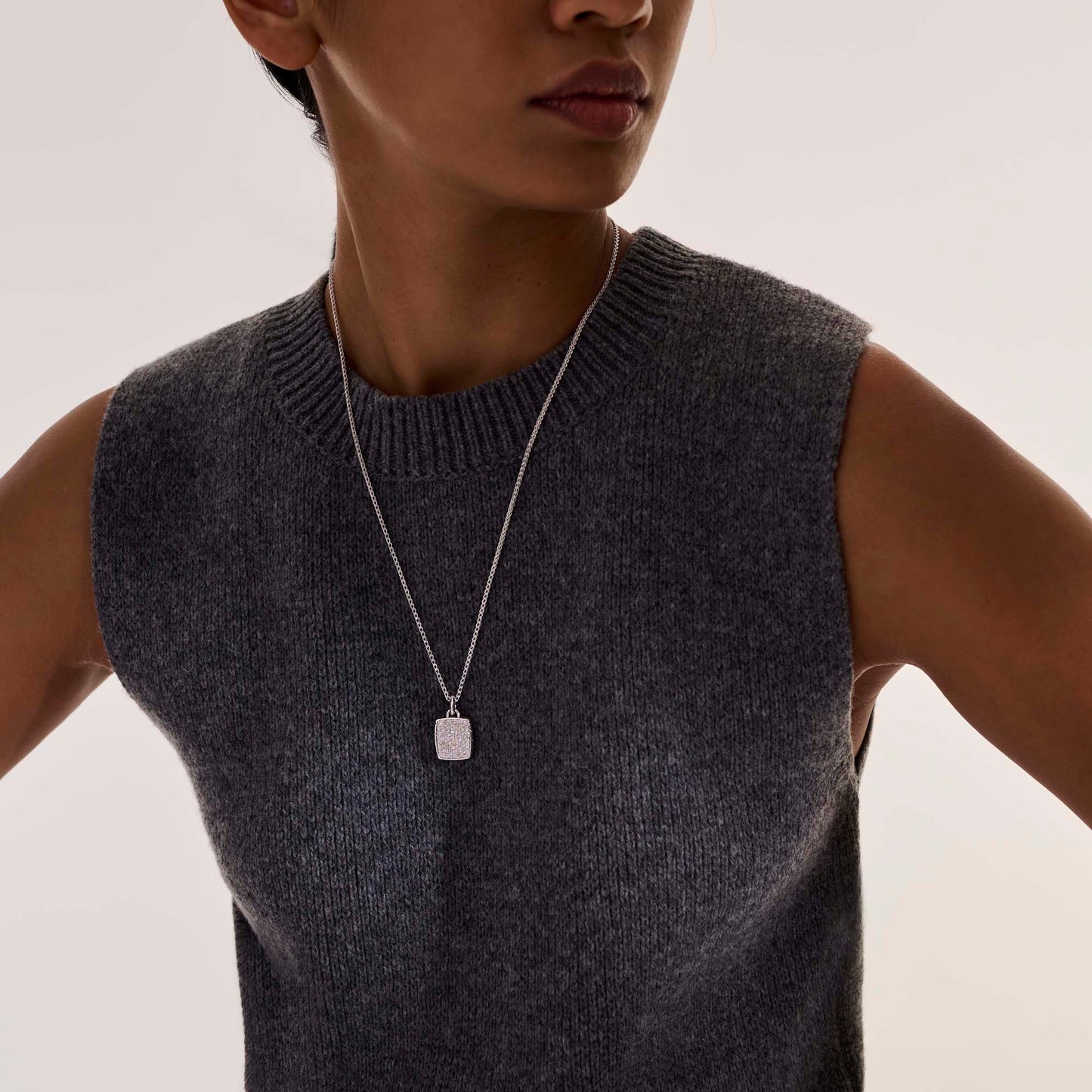 tag-necklace-silver-diamonds-1-7mm-nmp9010802di