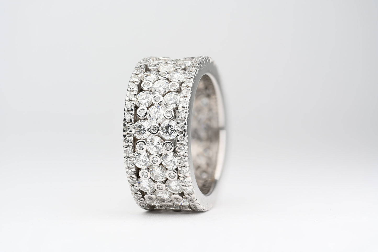 Eternity band diamonds on prongs