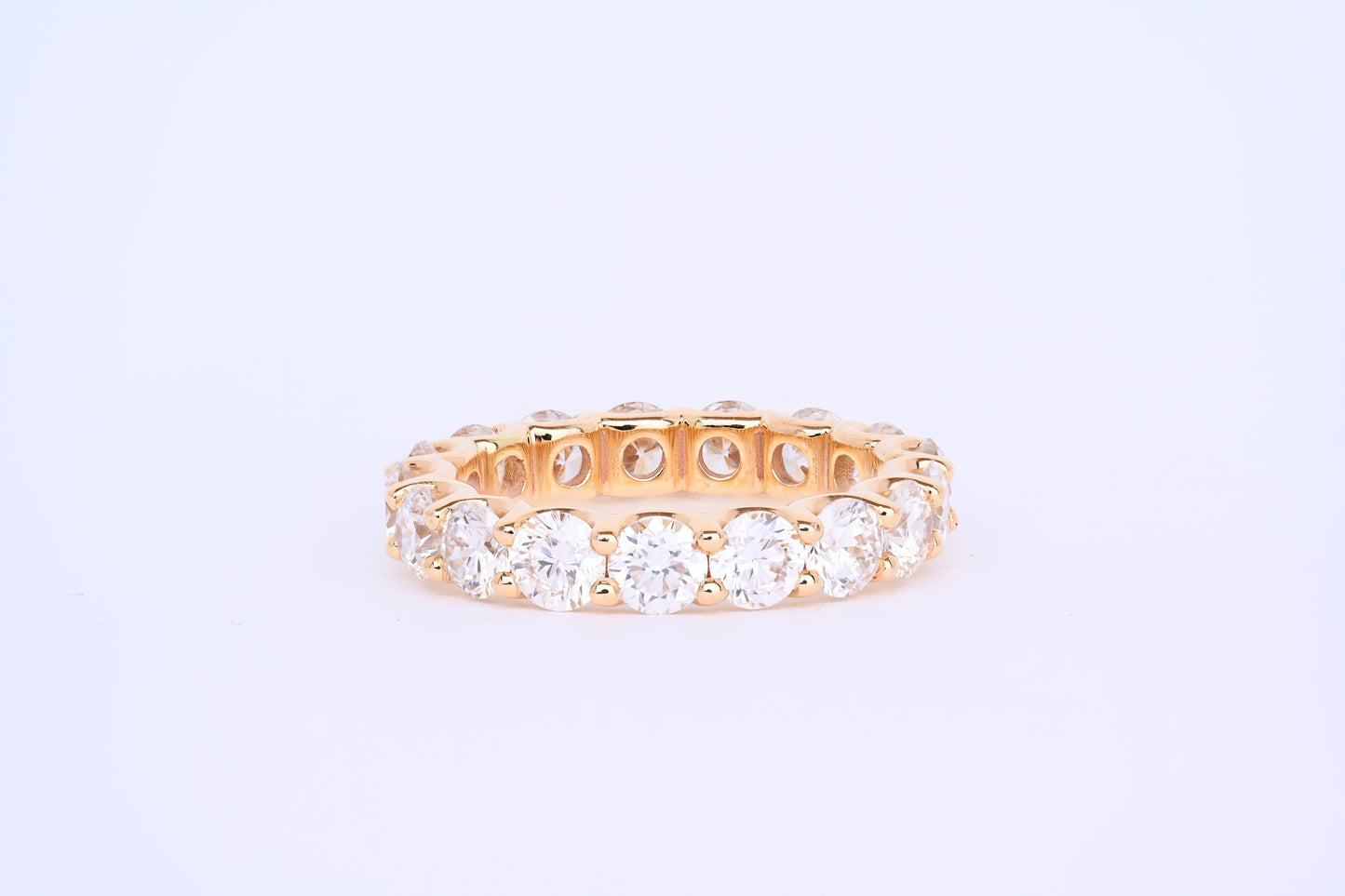 4.24 ctw 18kr eternity ring