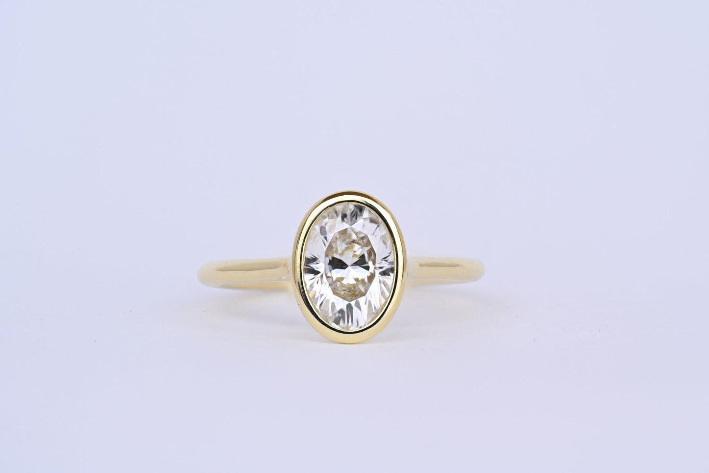 1.72ct oval bezel set 14ky