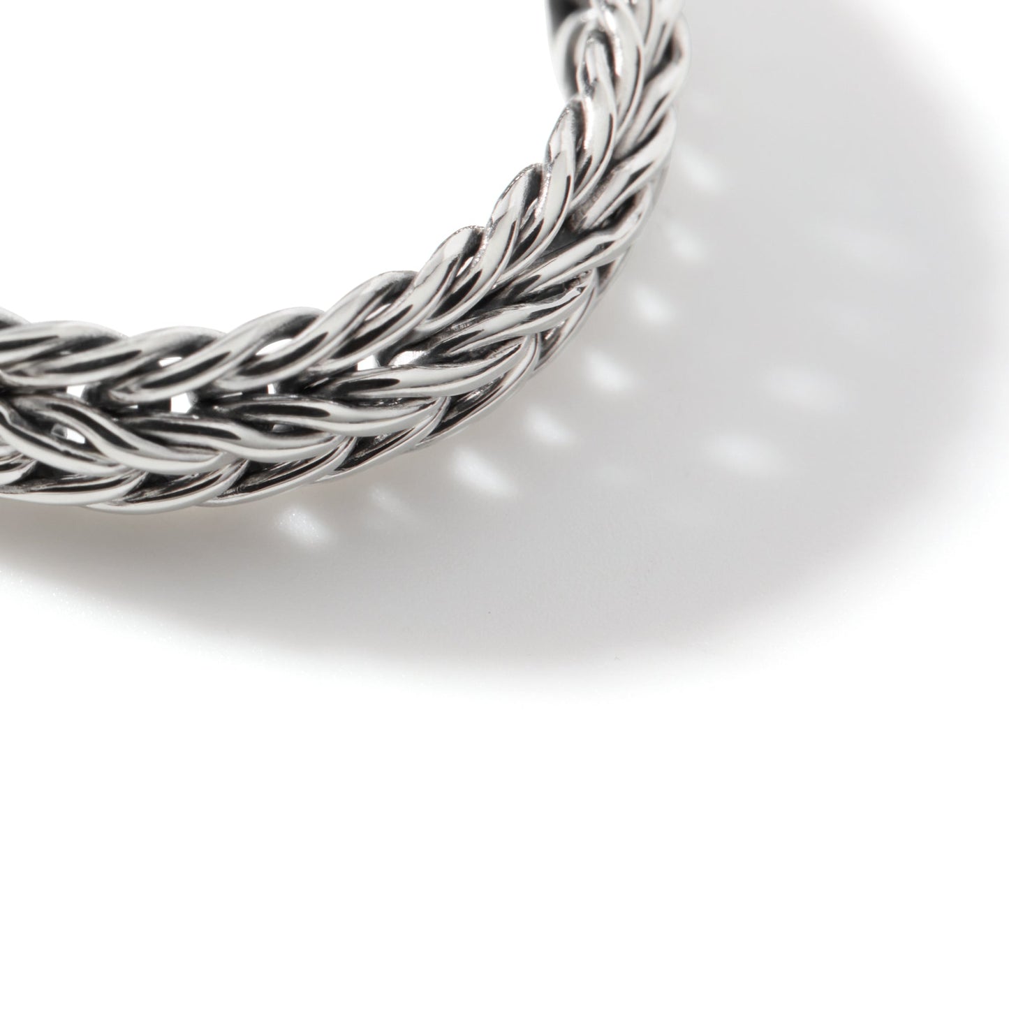 icon-chevron-band-ring-sterling-silver-4-5mm-ru900323