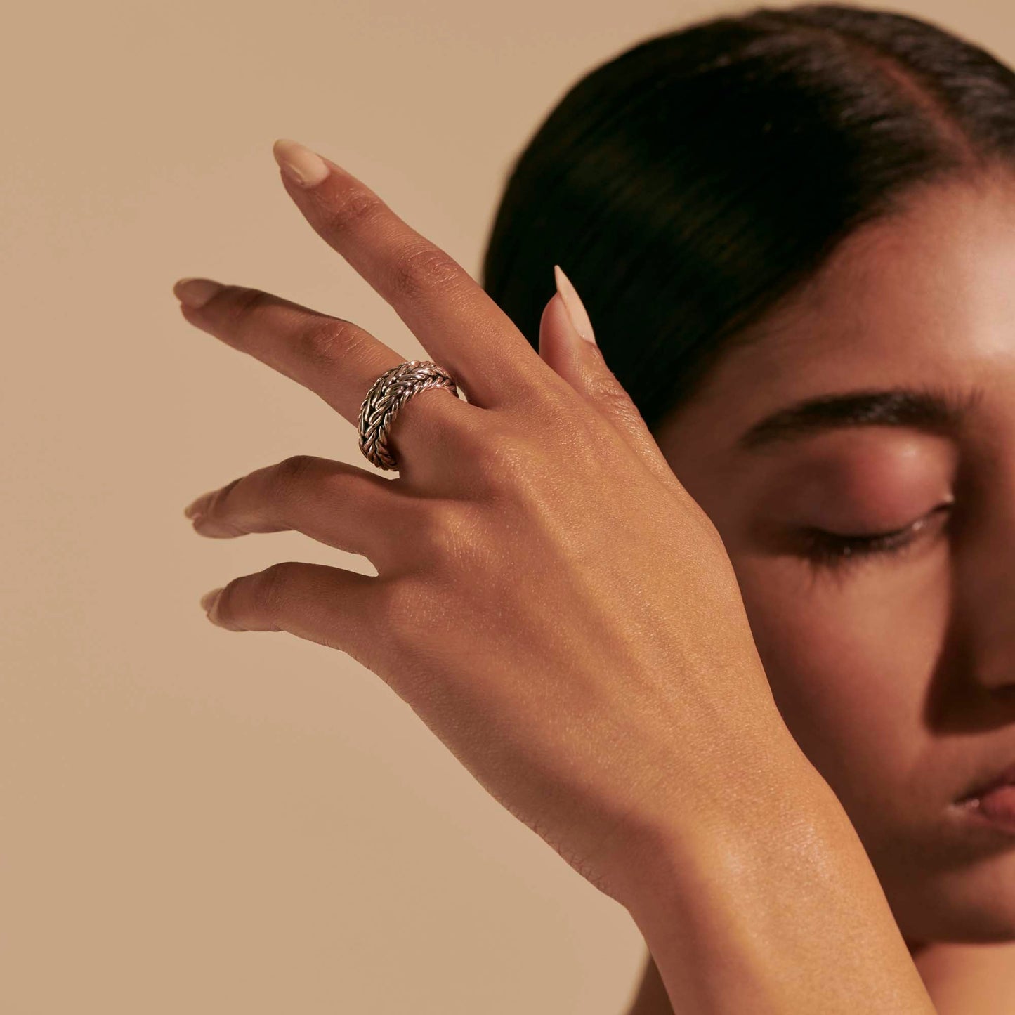 icon-chevron-band-ring-sterling-silver-wide-ru900358