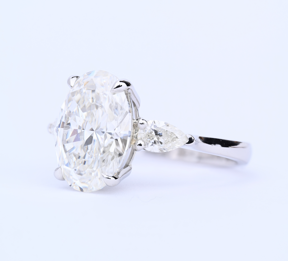 5.01ct Pear Shape 3-Stone engagement ring