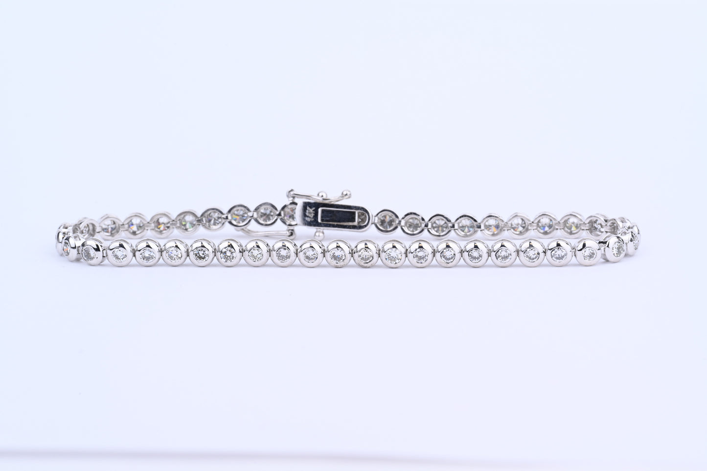 bezel setting tennis bracelet