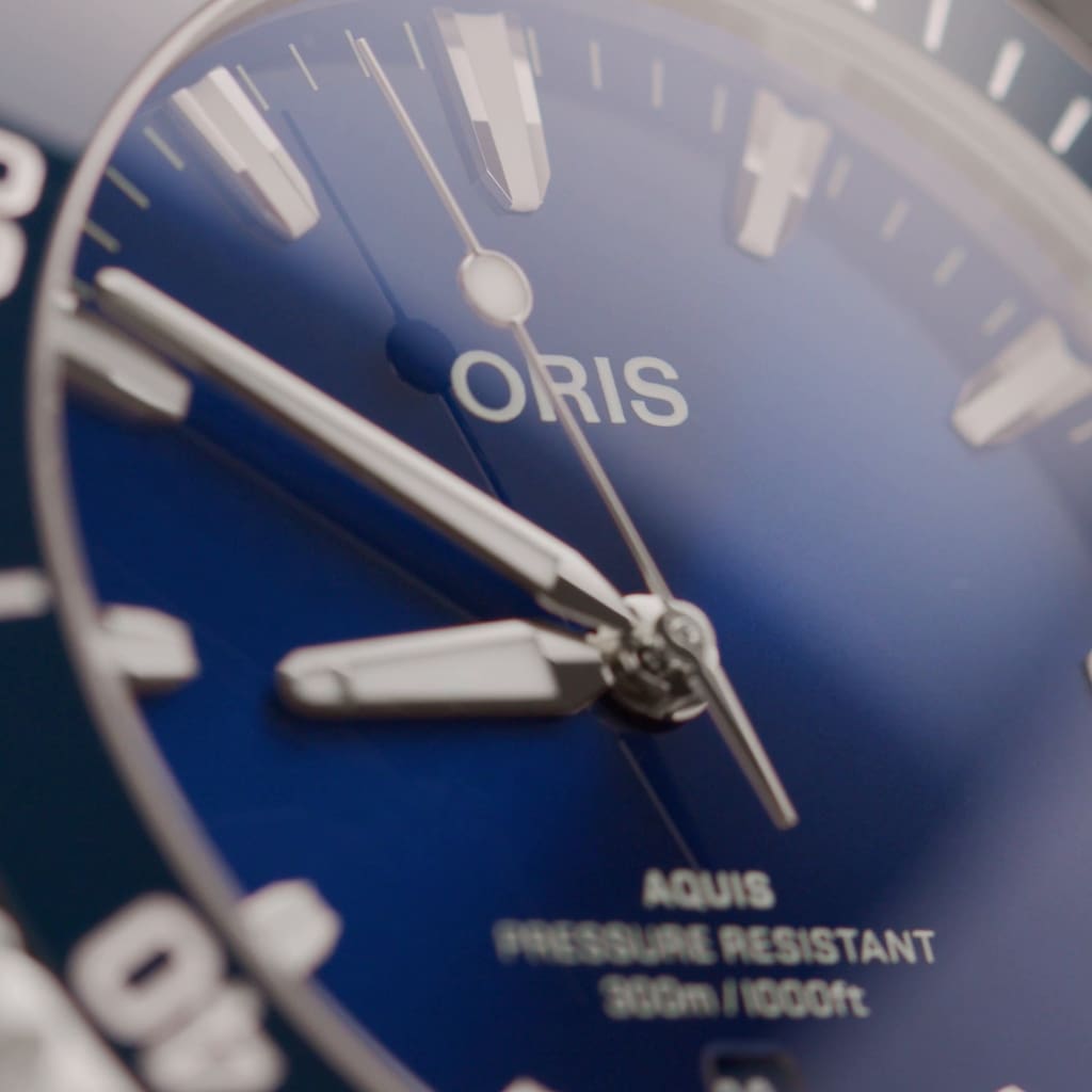 Oris Aquis Date Automatic 01 733 7789 4135-07 8 23 04PEB