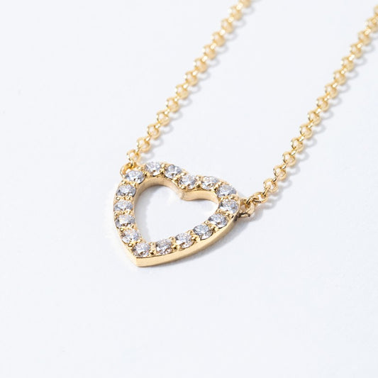 Mini Heart Pendant in Yellow Gold