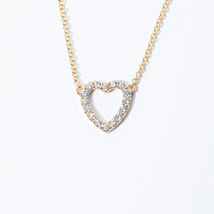 Mini Heart Pendant in Yellow Gold