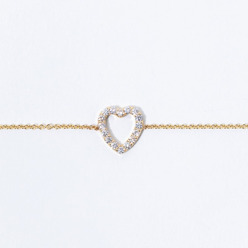 Mini Heart Bracelet in Yellow Gold