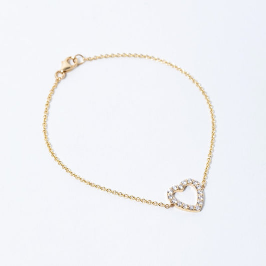 Mini Heart Bracelet in Yellow Gold