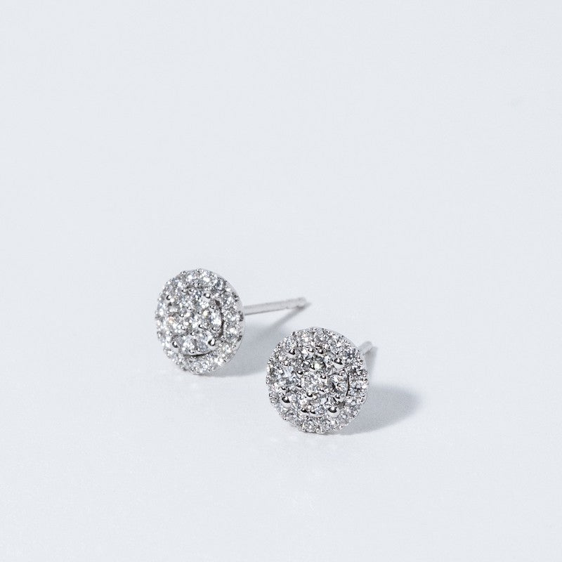 Round Diamond Illusion Studs