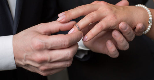 What Should You Look For in Women’s Wedding Bands