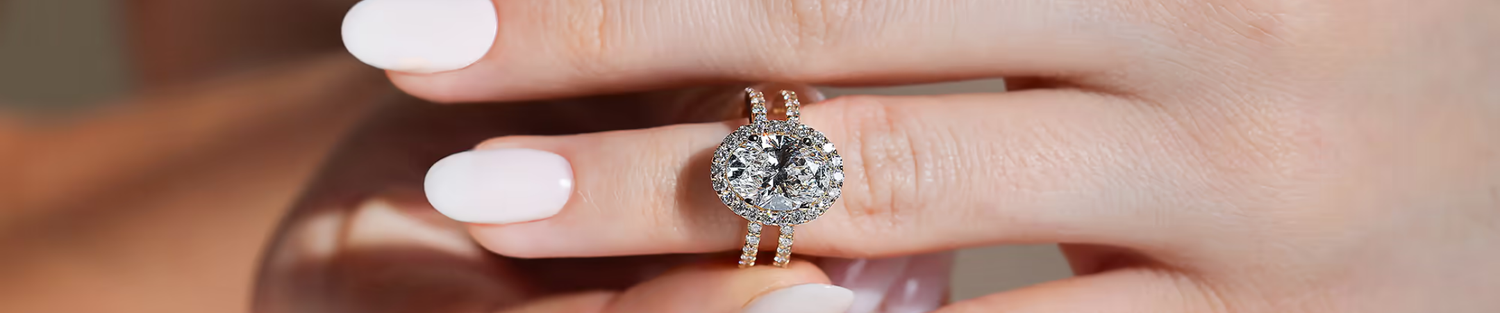 Oval Engagement Rings