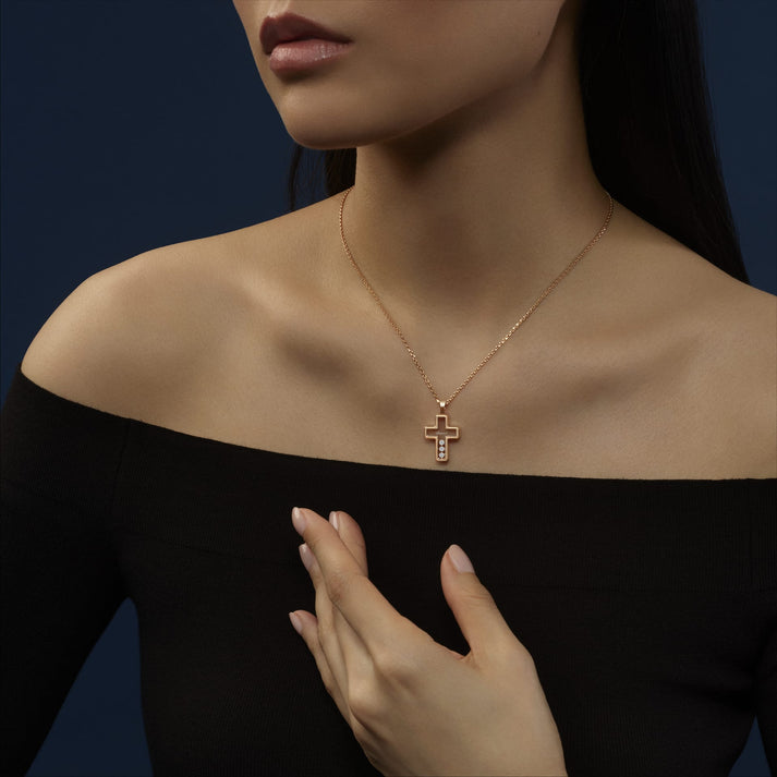 HAPPY DIAMONDS CROSS PENDANT, ETHICAL ROSE GOLD, DIAMONDS 79A409-5001