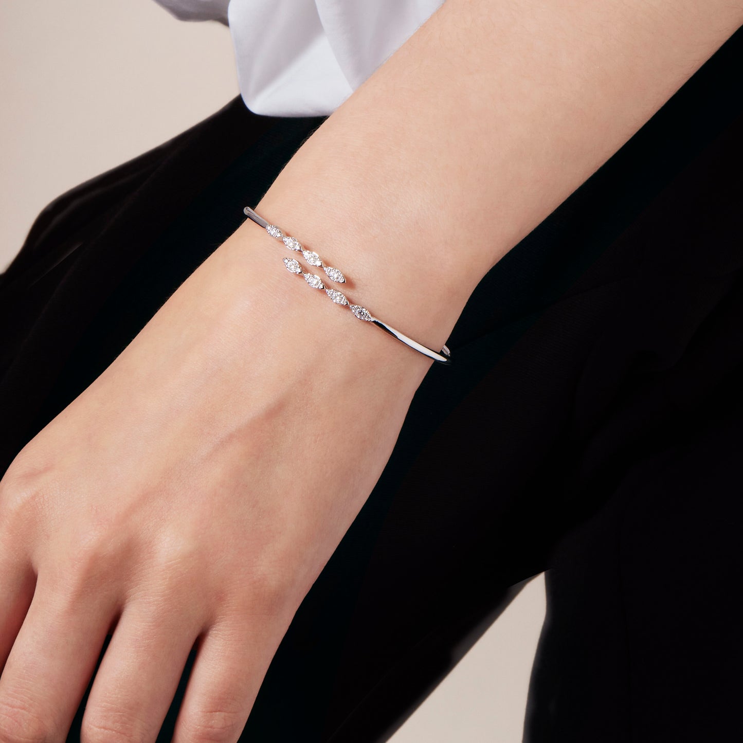 Aerial Marquise Flexi Bangle HFBAERM00538YM