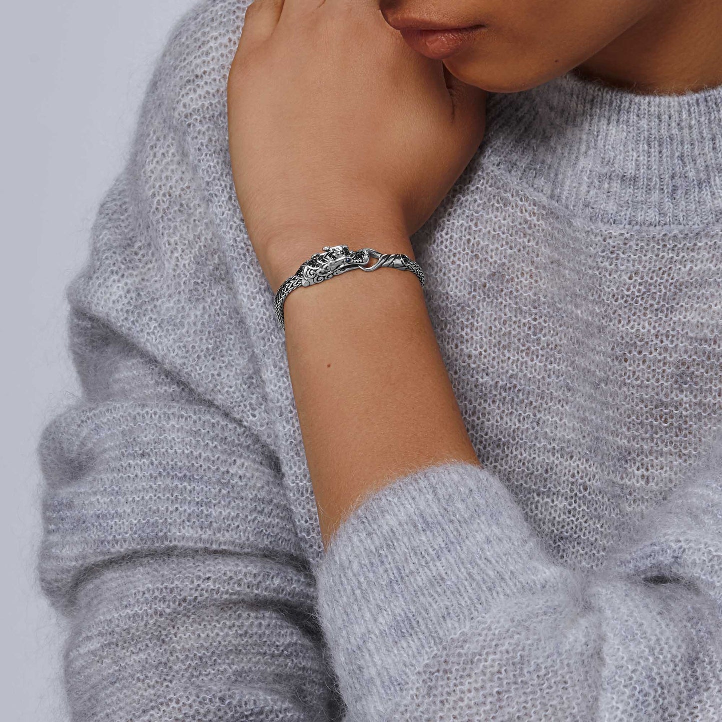 naga-bracelet-sterling-silver-pave-5mm-bbs601334blsbn