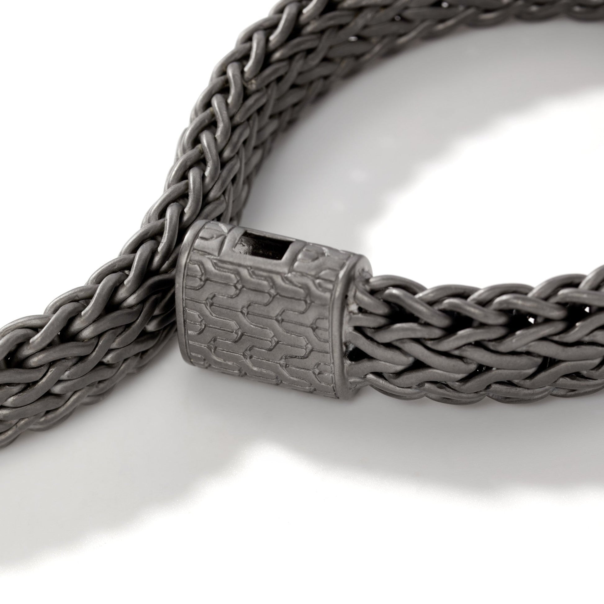 john-hardy-icon-flat-bracelet-dark-silver-11mm-bm99795mbrd