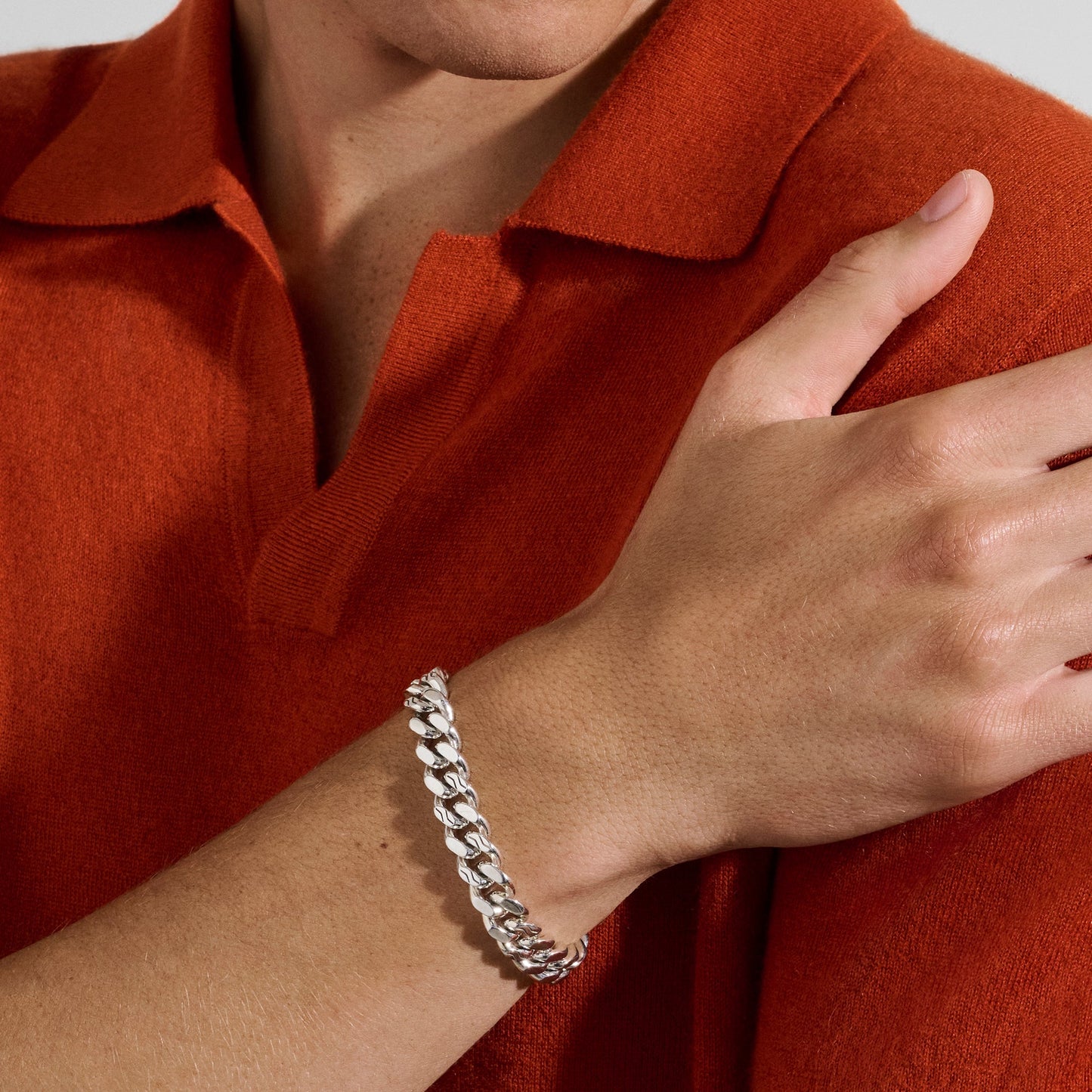 curb-chain-bracelet-sterling-silver-11mm-bu98817