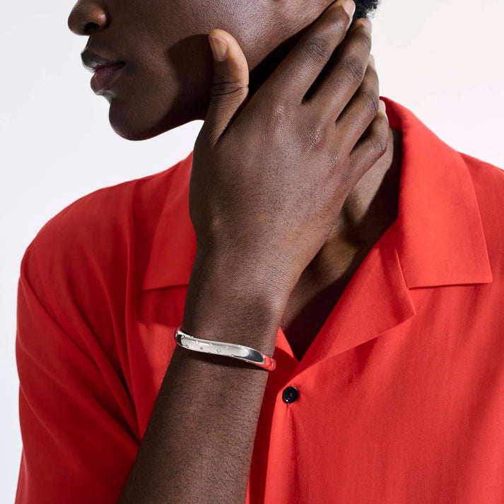 surf-hinged-cuff-silver-diamonds-cbp9011172di