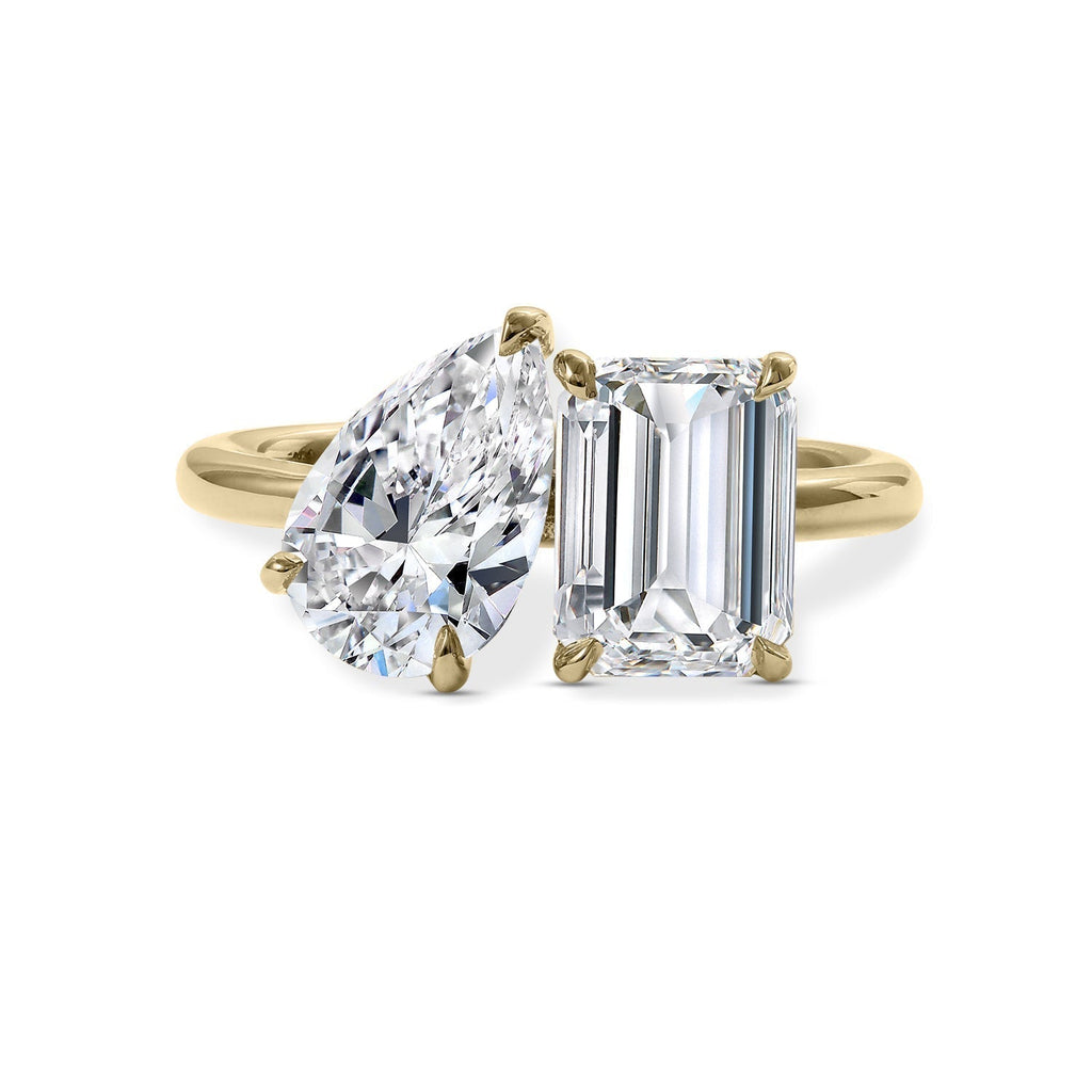 Clarity Diamond™ Pear and Emerald Toi et Moi Ring