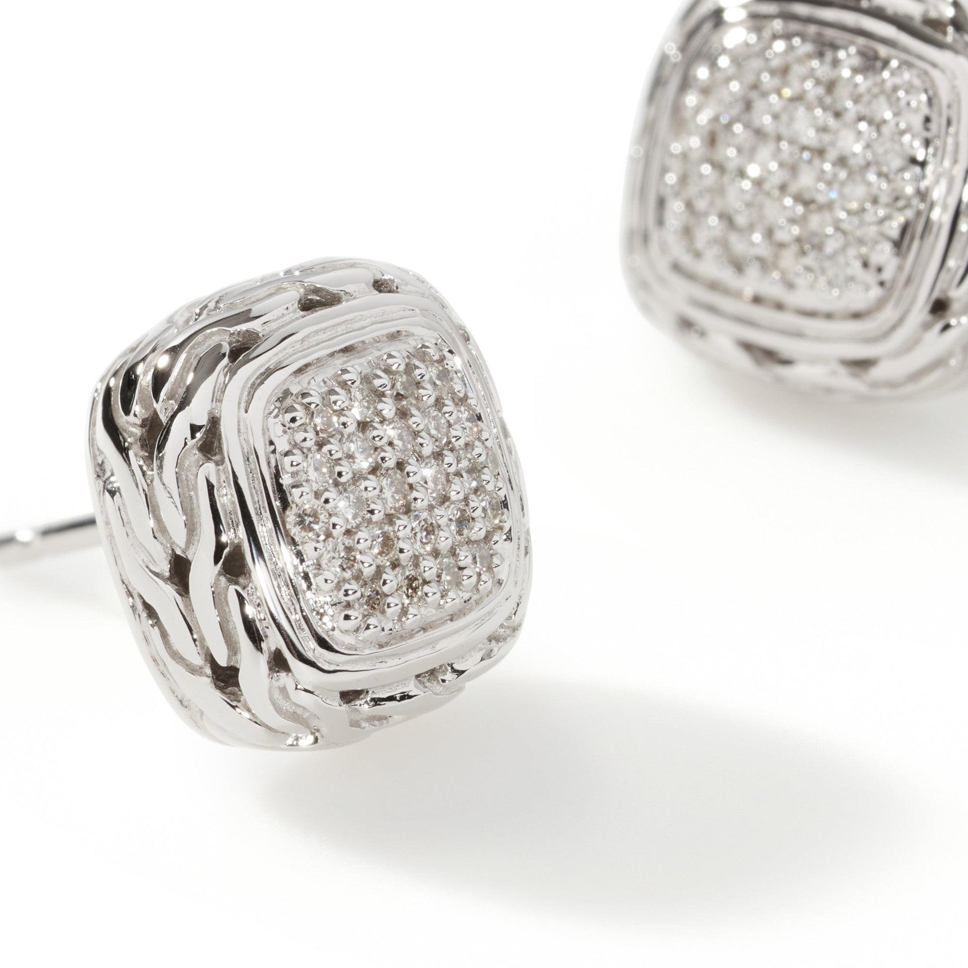john-hardy-carved-chain-stud-earring-silver-diamonds-ebp92372di
