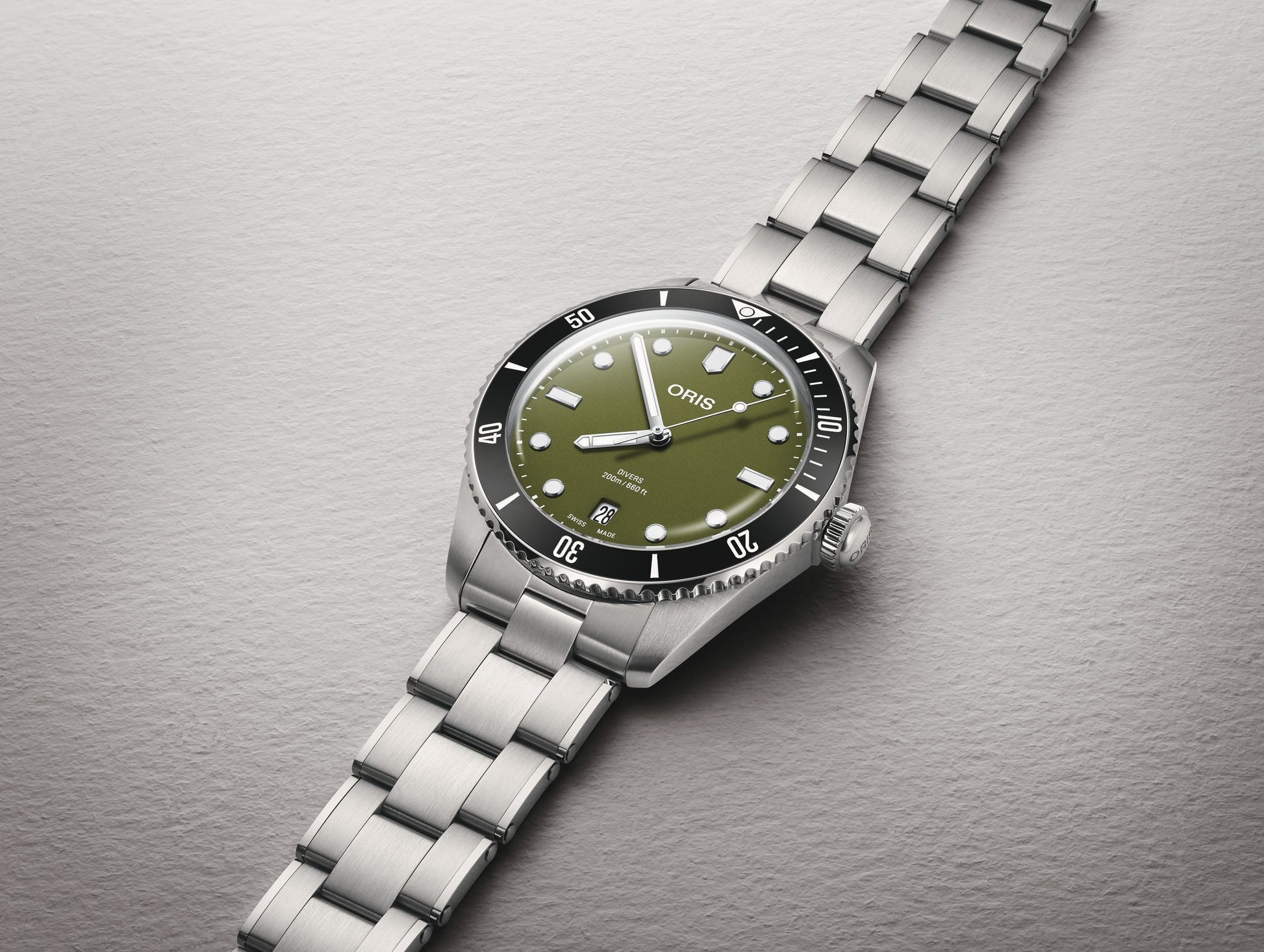 Oris Divers Date Automatic Watch 01 733 7795 4057-Set