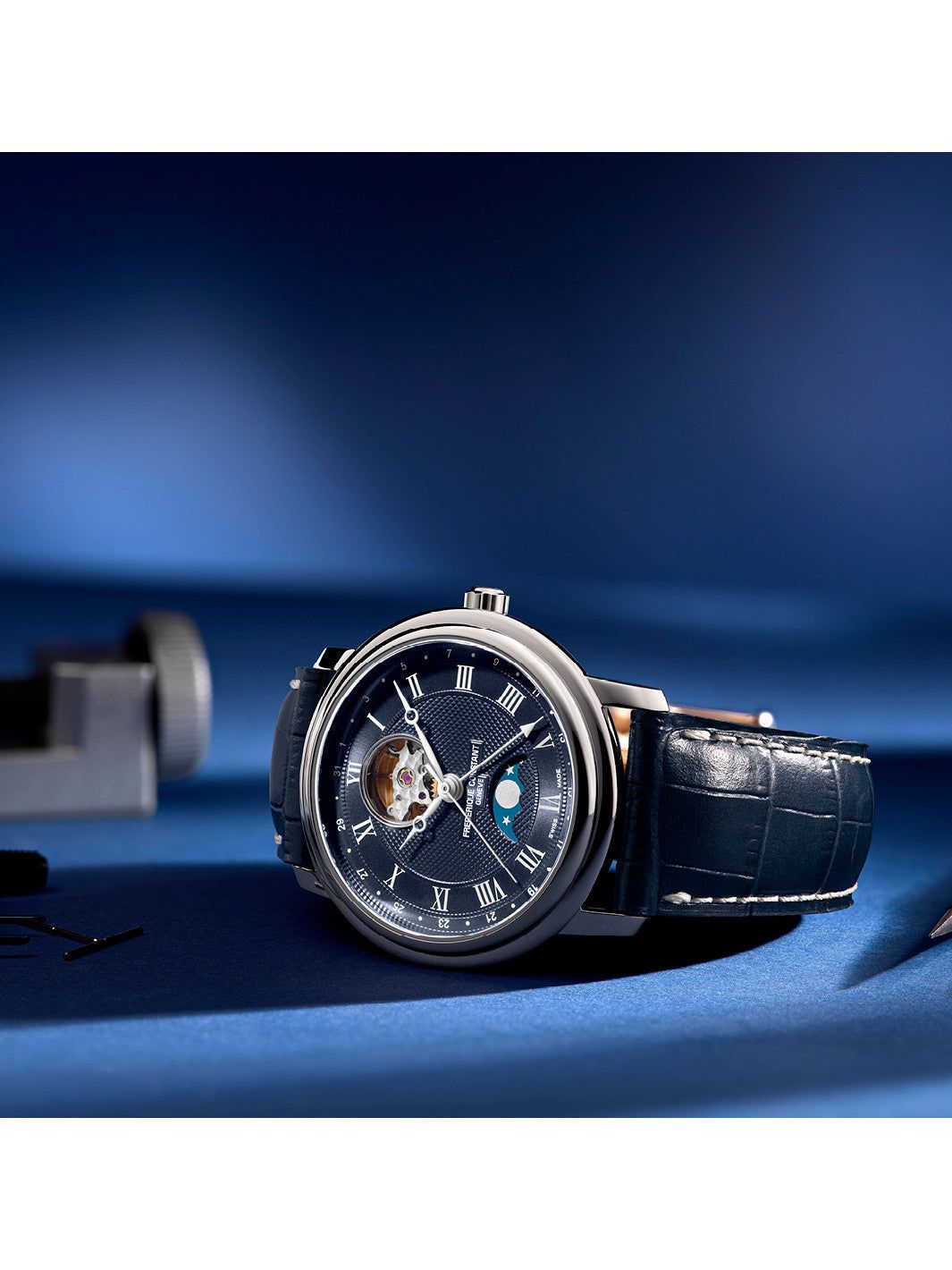 frederique-constant-watch-classics-heart-beat-moonphase-date-fc-335mcnw4p26