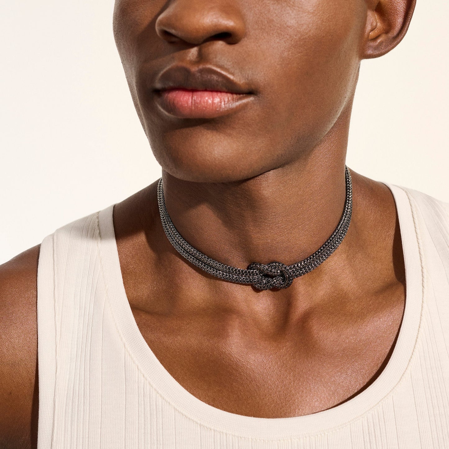 love-knot-necklace-dark-silver-10mm-nb98778brd