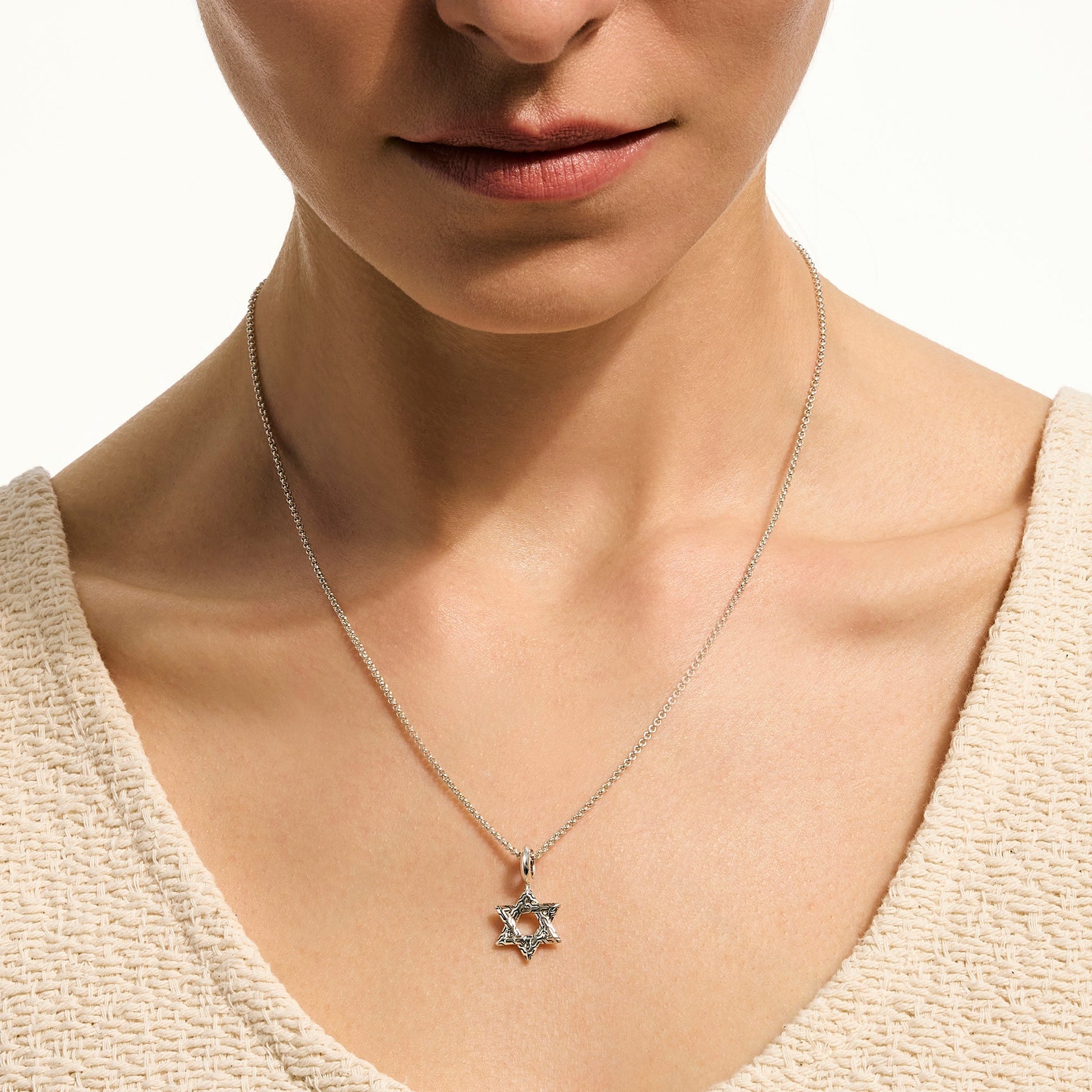 jh-essential-star-of-david-necklace-sterling-silver-nb989399