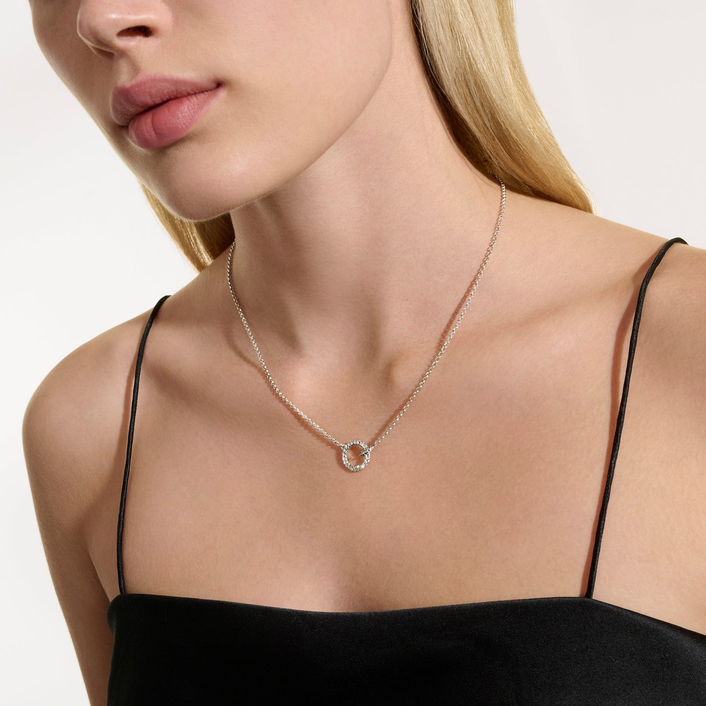 jh-essential-pave-necklace-sterling-silver-diamonds-2mm-nbp987802di