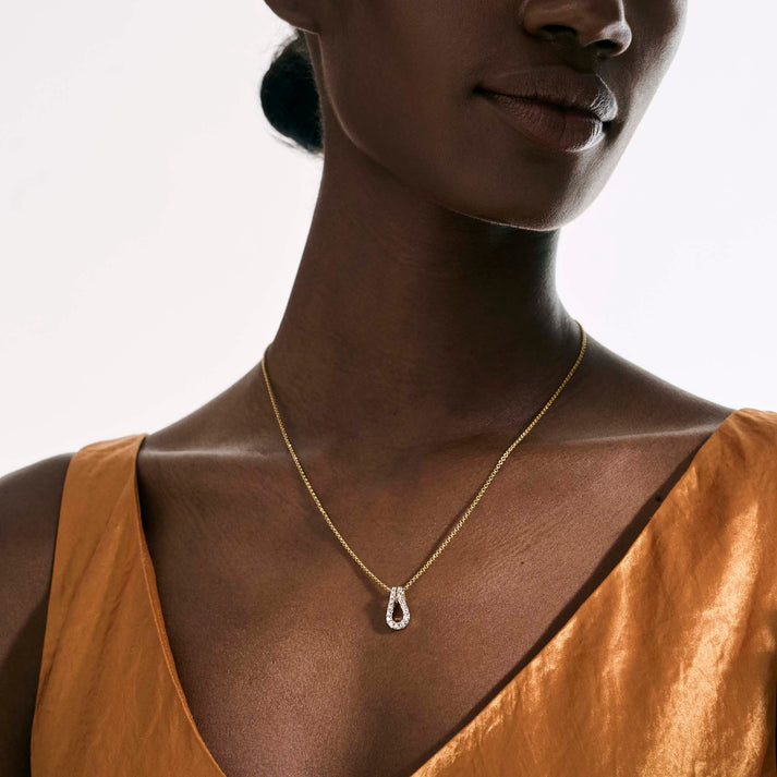 surf-pendant-necklace-gold-diamonds-nggx90107422di